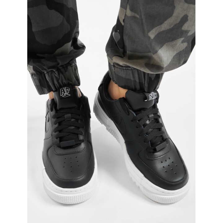 Nike Af1 Pixel Sneaker