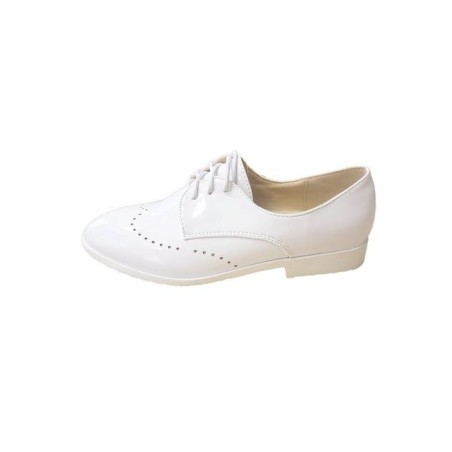Family Trends Schnürschuh mit klassischem Lochmuster