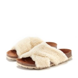 LASCANA Hausschuh, Mule, Sandale, offener Schuh, Pantolette mit Korkfußbett und Fellimitat