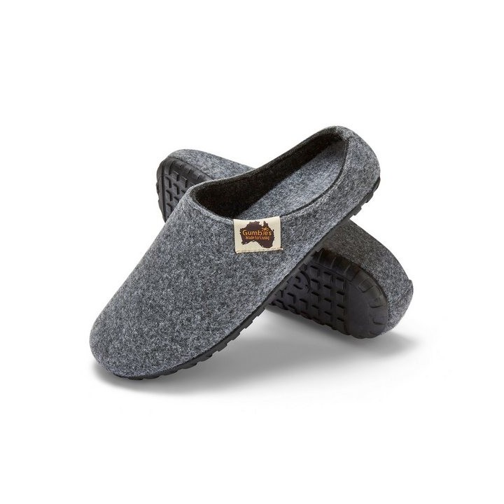 Gumbies Outback Slipper in Grey Charcoal Hausschuh aus recycelten Materialien, rutschfeste & stabile Sohle