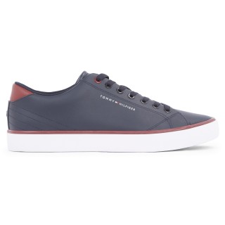 Tommy Hilfiger Sneaker "TH HI VULC CORE LOW LEATHER ESS", Freizeitschuh, Halbschuh, Schnürschuh mit Ziernähten an der Ferse
