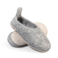 naturling Kinder Filz Hausschuhe Hüttenschuhe (für Mädchen & Jungen) mit Anziehlasche und Ledersohle