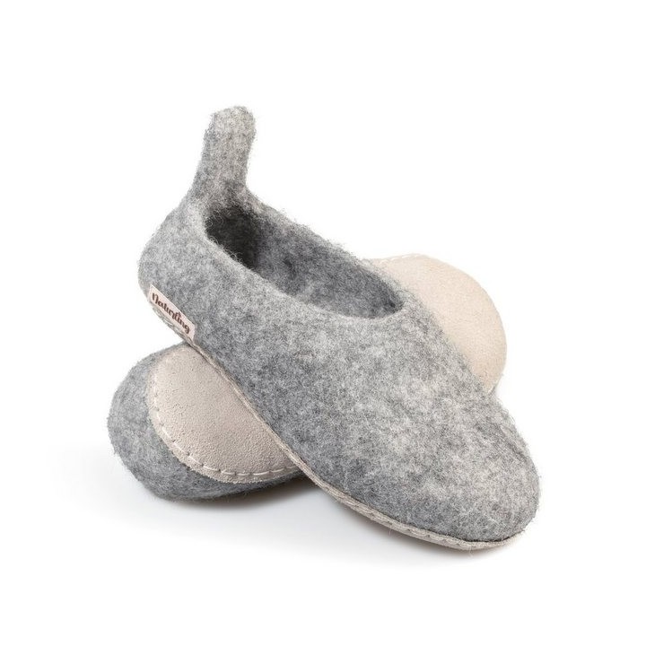 naturling Kinder Filz Hausschuhe Hüttenschuhe (für Mädchen & Jungen) mit Anziehlasche und Ledersohle