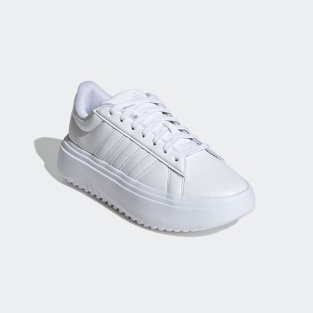 adidas Sportswear Sneaker "GRAND COURT PLATFORM", Design auf den Spuren des adidas Superstar