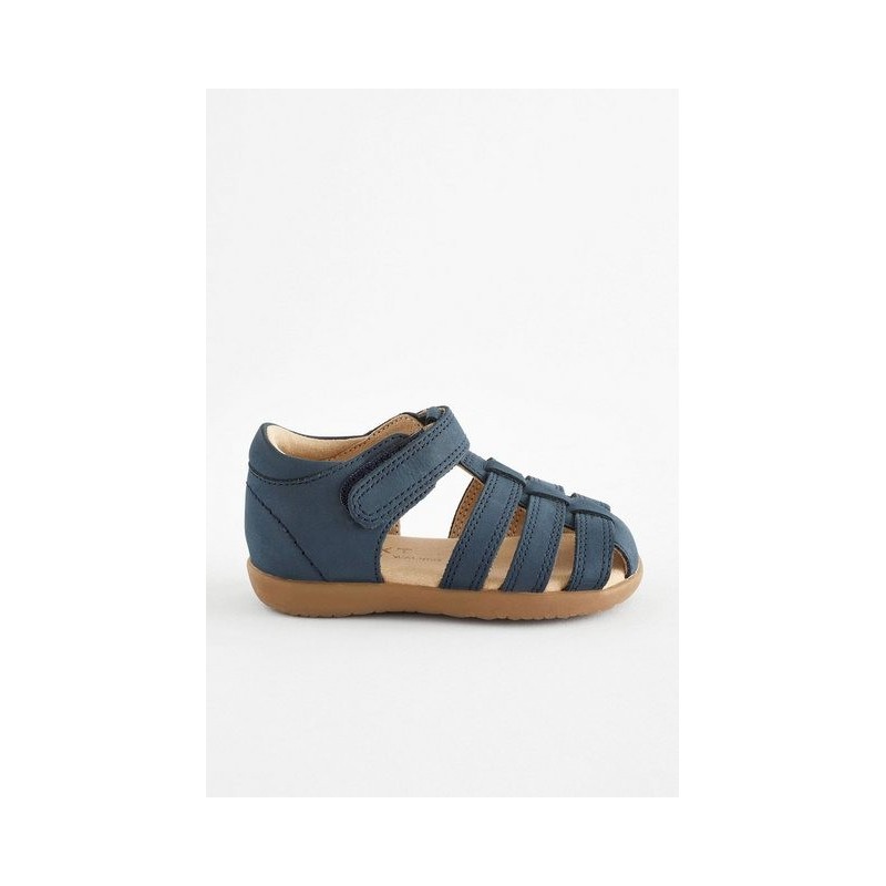 Next Baby Ledersandalen, Laufanfänger, weite Passform Lauflernschuh (1-tlg)
