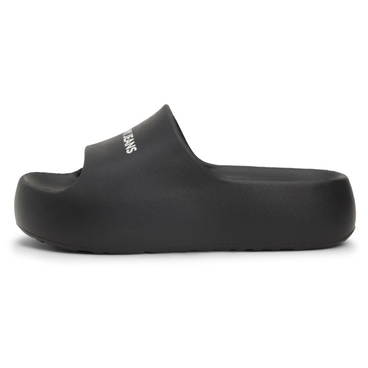 Tommy Jeans Pantolette »TJW CHUNKY FLATFORM SLIDE«, Sommerschuh, Schlappen, Poolslide mit Logoschriftzug auf der Bandage