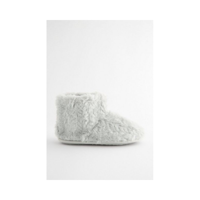 Next Hausstiefel aus Kunstfell Hausschuh (1-tlg)