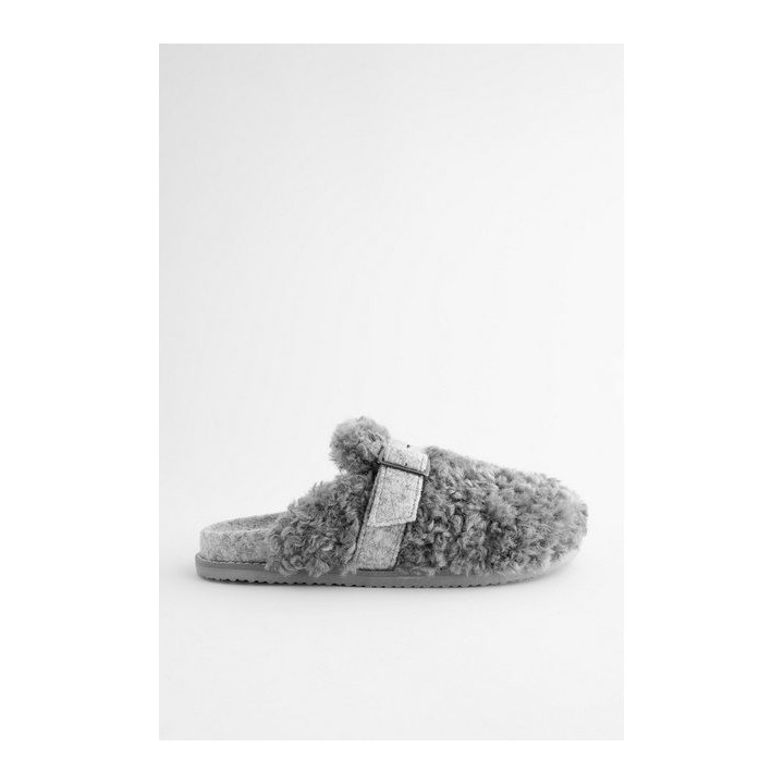 Next Pantoletten mit Schnalle Hausschuh (1-tlg)
