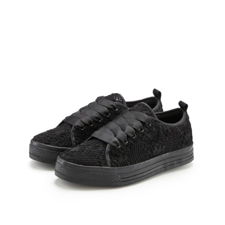 LASCANA Sneaker, mit leichter Plateausohle und Spitze, Schnürhalbschuhe, Freizeitschuhe