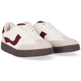 Chika 10  Sneaker NIKITA 02