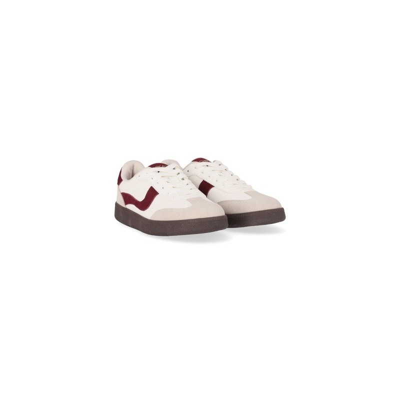 Chika 10  Sneaker NIKITA 02