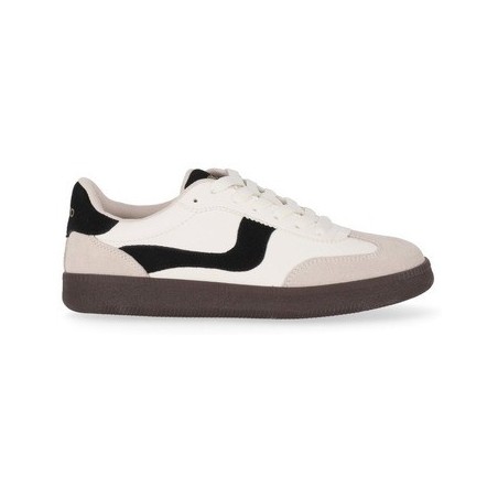 Chika 10  Sneaker NIKITA 02