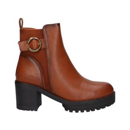 Chika 10  Stiefel PILAR 24