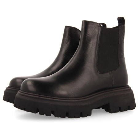 Gioseppo Chelseaboots »HETLAND«, Plateaustiefel, Schlupfstiefel, Winterstiefel mit Reißverschluss