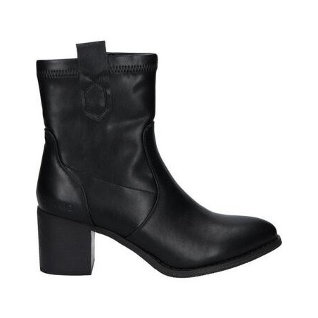 Chika 10  Stiefel YANG 01