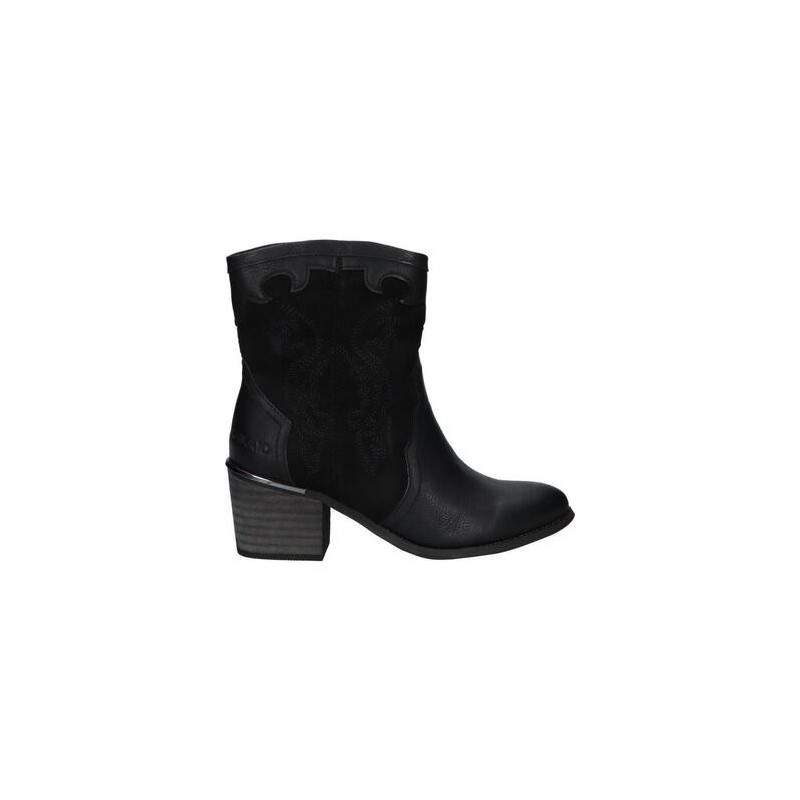 Chika 10  Stiefel LILY 30