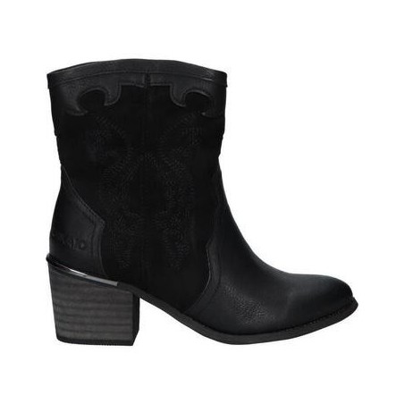 Chika 10  Stiefel LILY 30