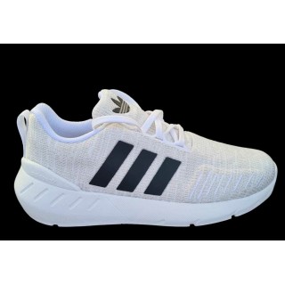 adidas SWIFT RUN 22 C 33,5