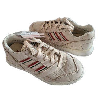 adidas A. R.Trainer 38