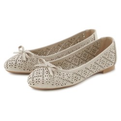LASCANA Ballerina, Freizeitschuh, Slipper, Halbschuh mit kleinen Cut-Outs VEGAN