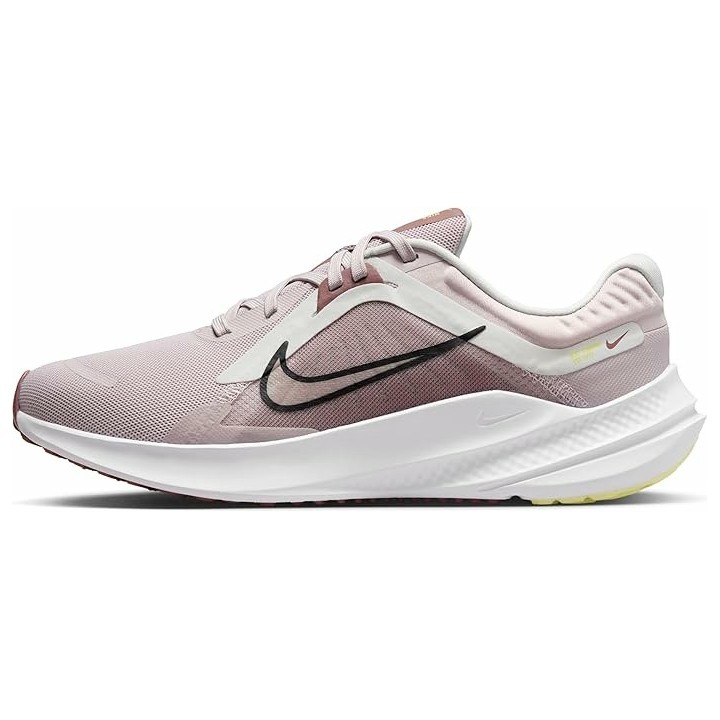 Nike Quest 5 Laufschuhe 40,5